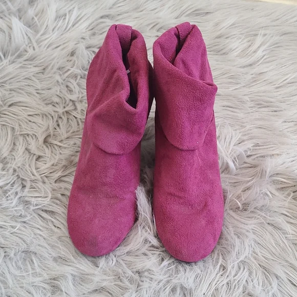 Purple booties - Picture 2 of 7